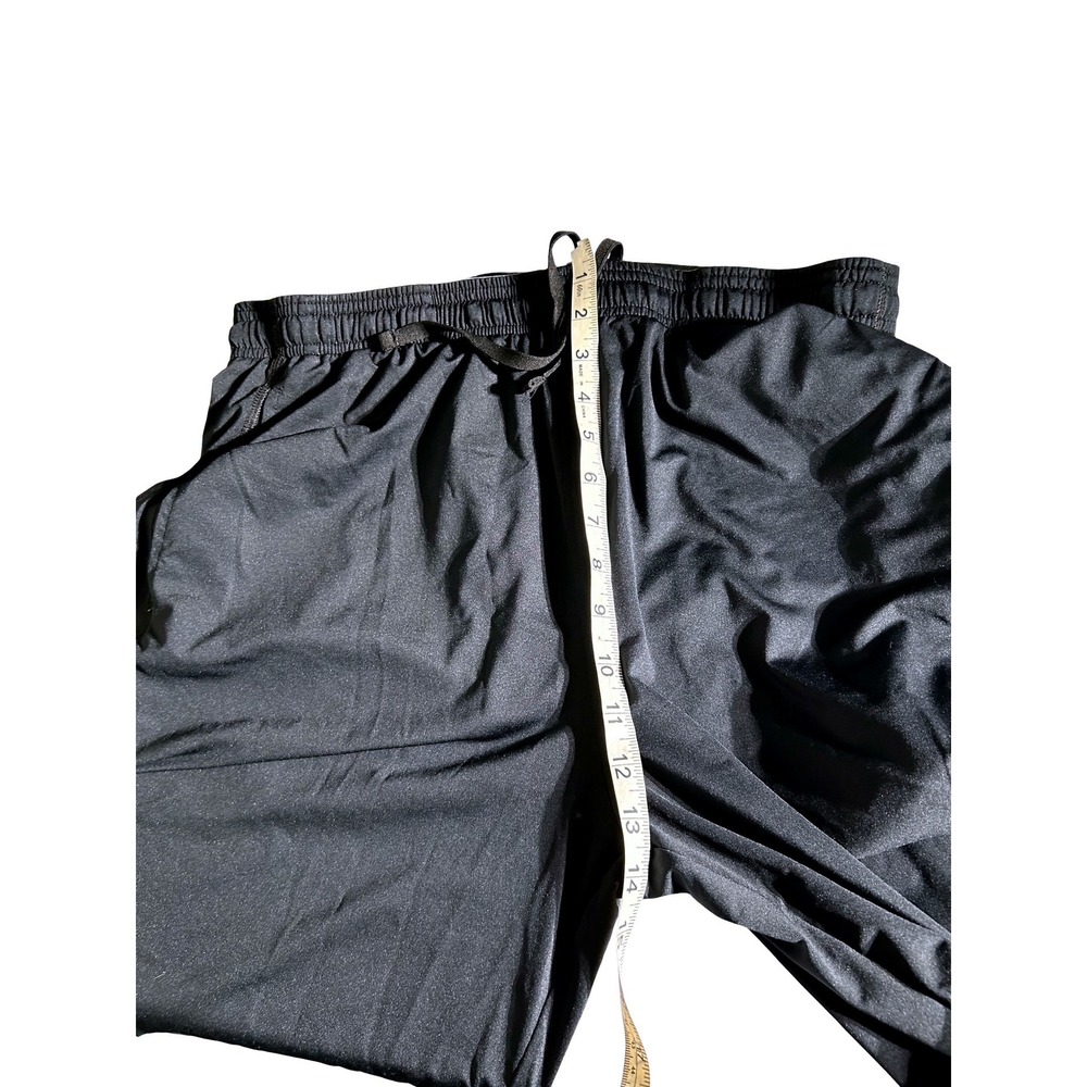 Under Armour HeatGear Mens XL Black Loose Fit Athletic Training Shorts Pockets - Picture 6 of 7
